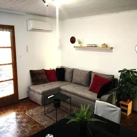 Jasna I Lejlighed Banjole